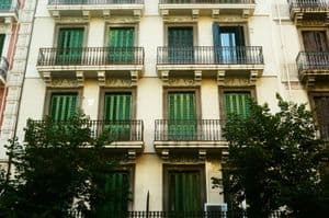 Appartement F4 lumineux avec vue dégagée – Hydra-0