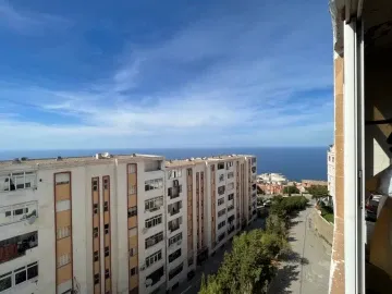 Appartement F3 rénové – Bab Ezzouar